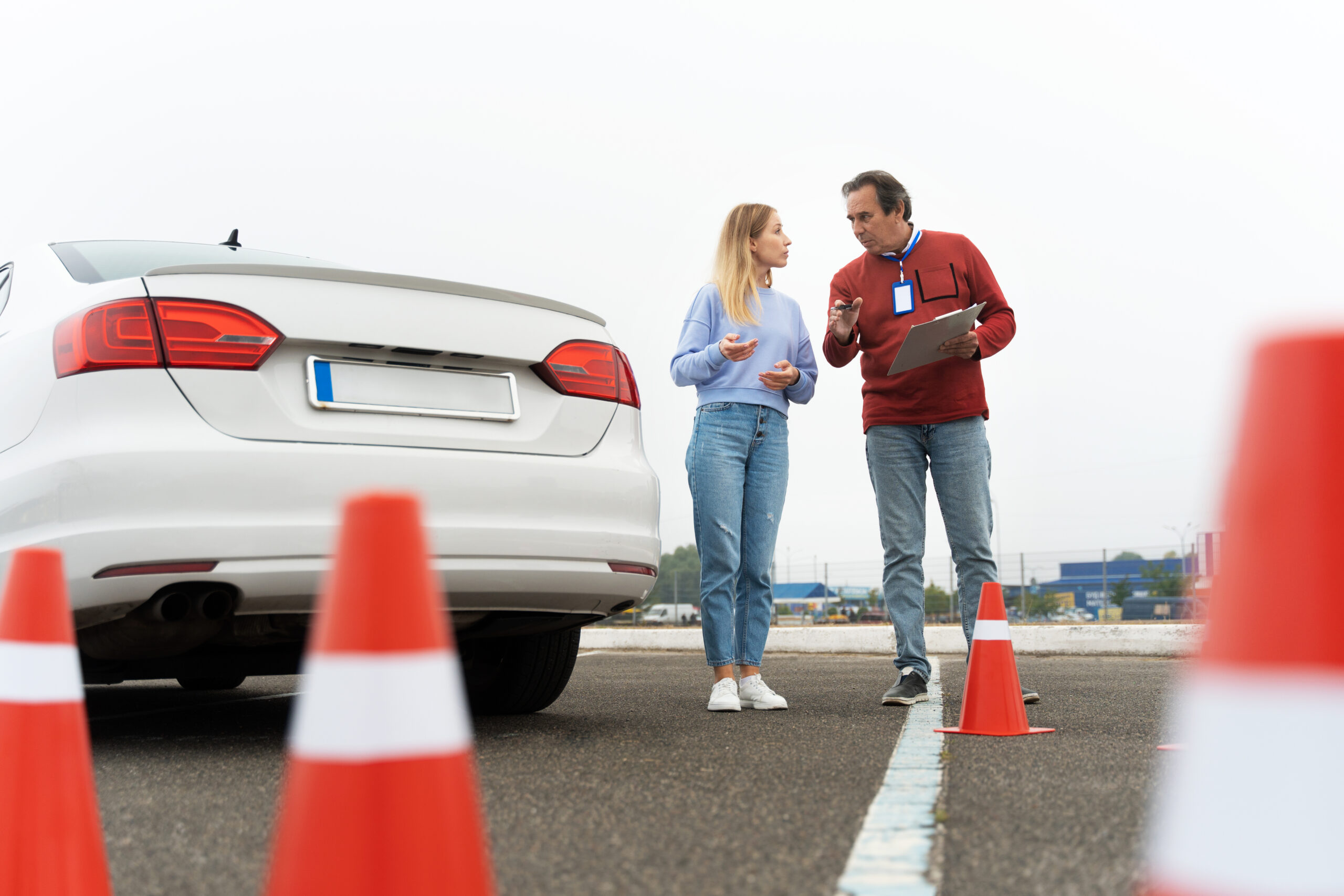 Asistența rutieră la pachet cu RCA este o soluție eficientă. Află ce beneficii oferă,cum să compari prețurilesi să alegi cea mai bună oferta